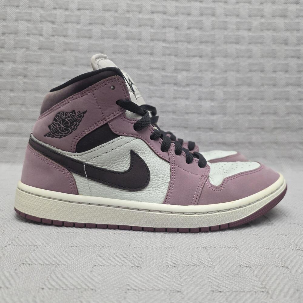 Nike Air Jordan 1 Mid SE Light Mulberry Purple Women's Size 8 DC7267-500